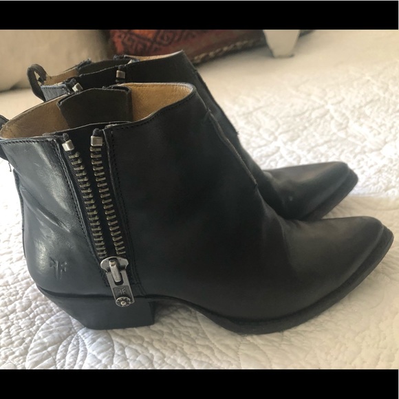 Frye double-zip Booties 8 - Picture 1 of 8